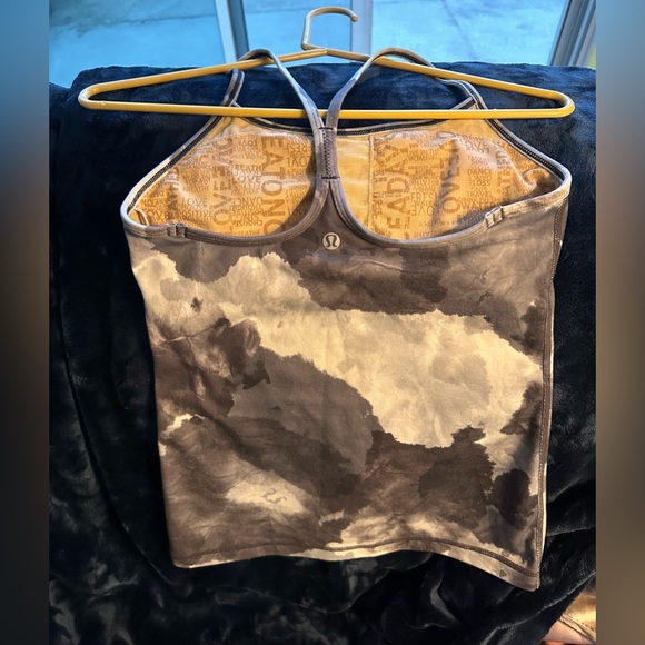 Lululemon Sports Tank - Picture 2 of 8